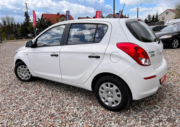 Hyundai i20 cena 24900 przebieg: 186000, rok produkcji 2014 z Ryn małe 497